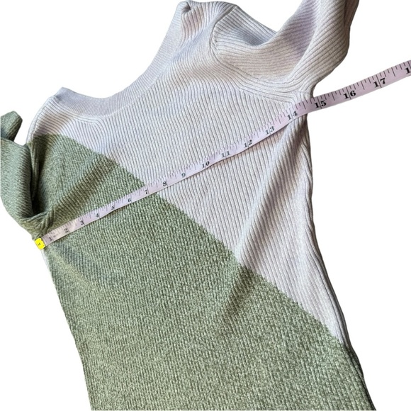 Sweaty Betty Hattie Colour Block Top size XS/4 NWT - Picture 10 of 12